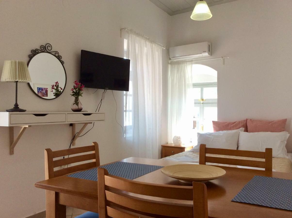 Astraea Apartment Хидра Екстериор снимка