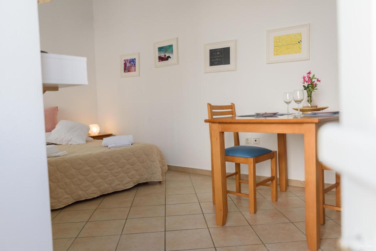 Astraea Apartment Хидра Екстериор снимка