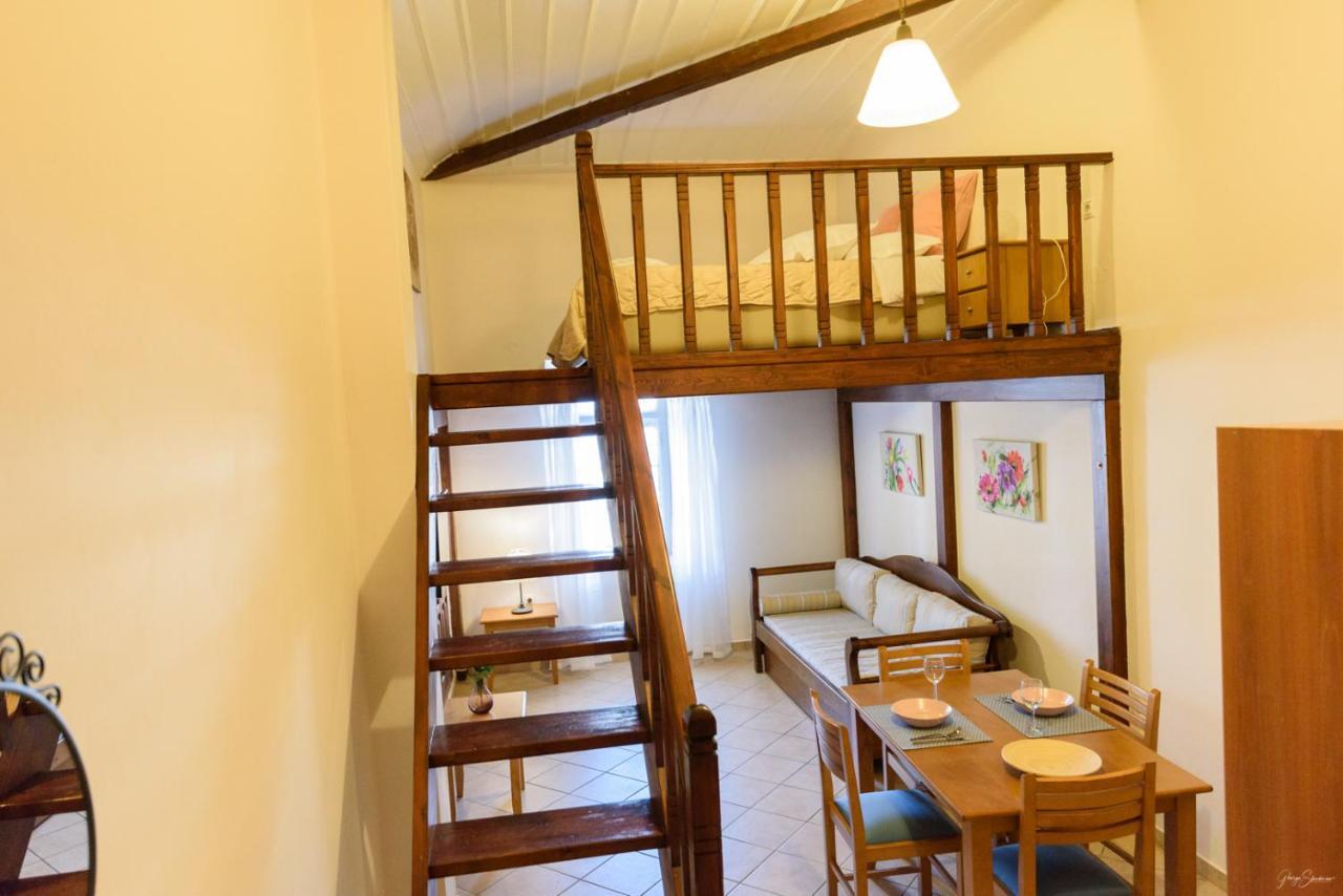 Astraea Apartment Хидра Екстериор снимка