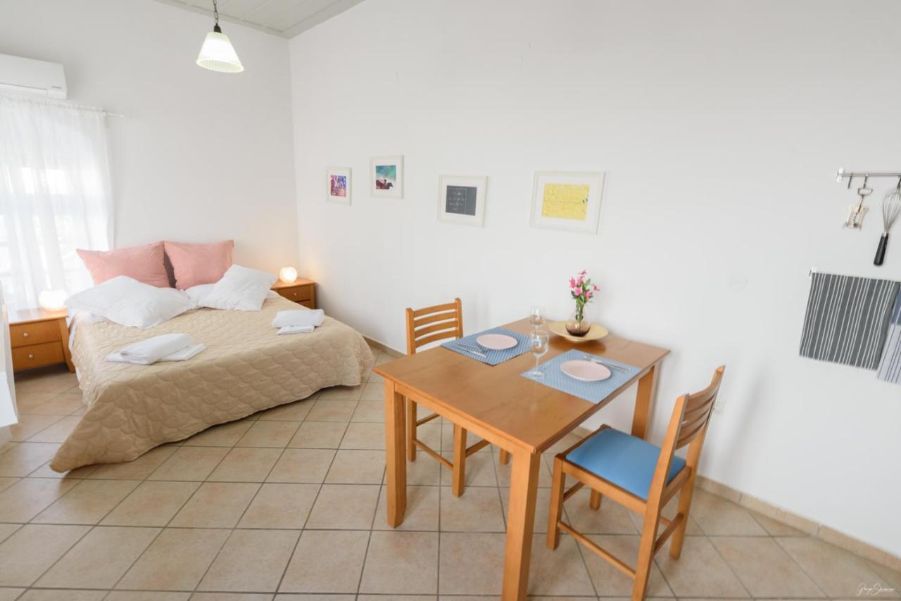 Astraea Apartment Хидра Екстериор снимка
